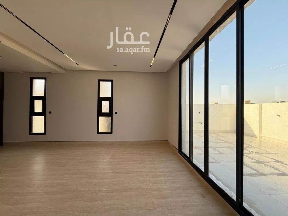 5 bedroom villa in Al Mahdiyyah 6
