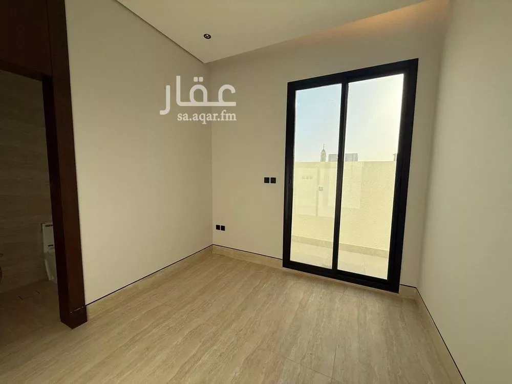 5 bedroom villa in Al Mahdiyyah 9
