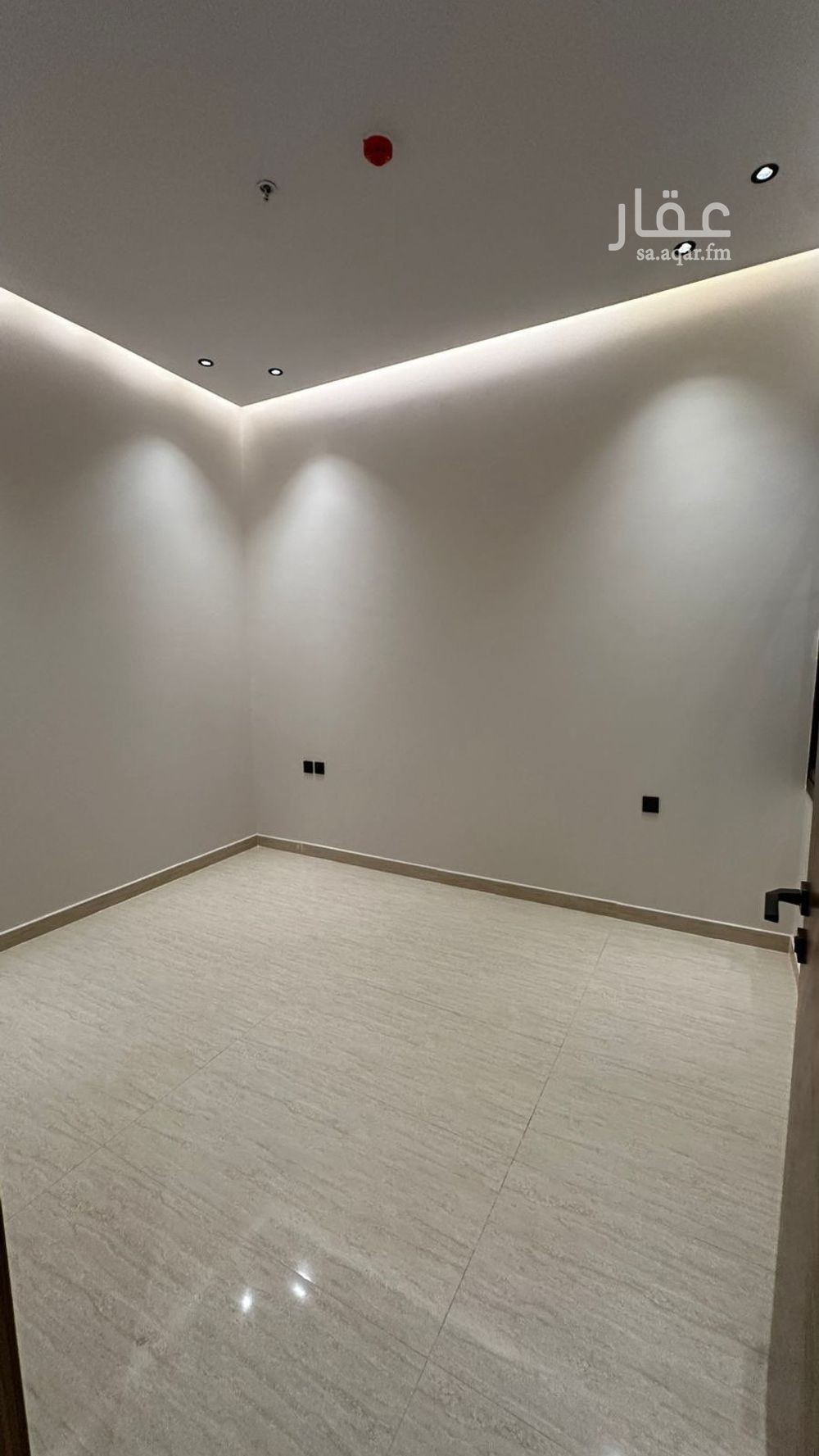 3 bedroom apartment in Dhahrat Laban, Riyadh 12