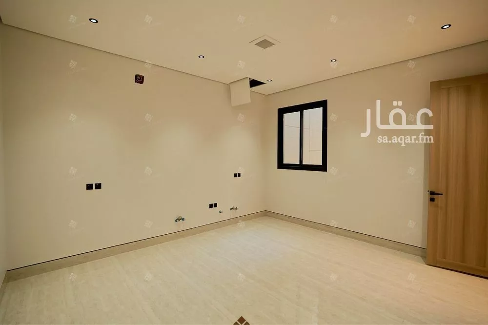 6 bedroom villa in Al Mahdiyyah 23