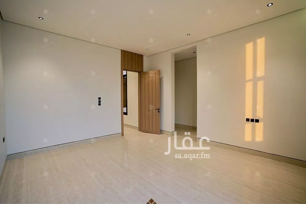 6 bedroom villa in Al Mahdiyyah 24