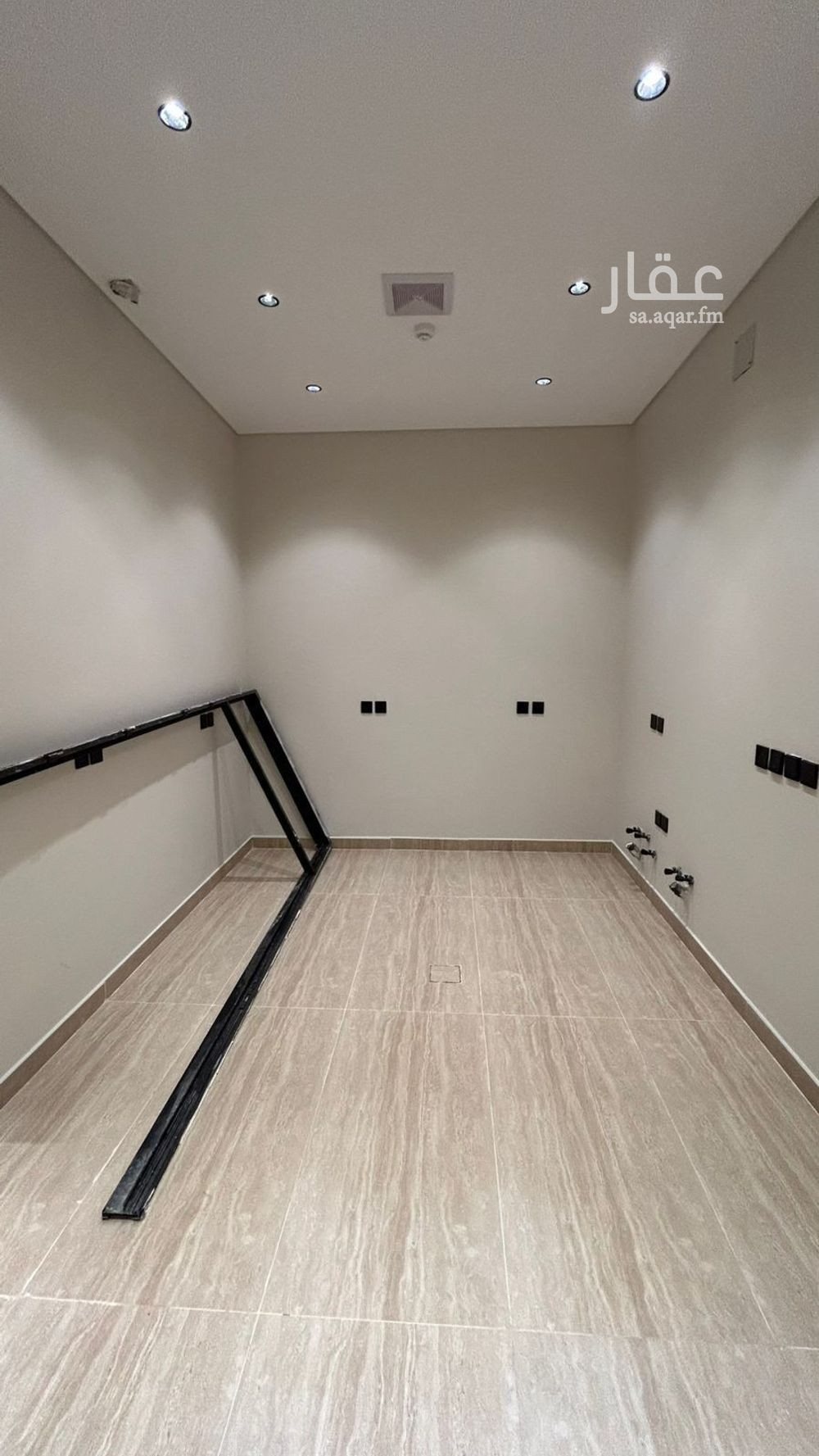 3 bedroom apartment in Dhahrat Laban, Riyadh 7