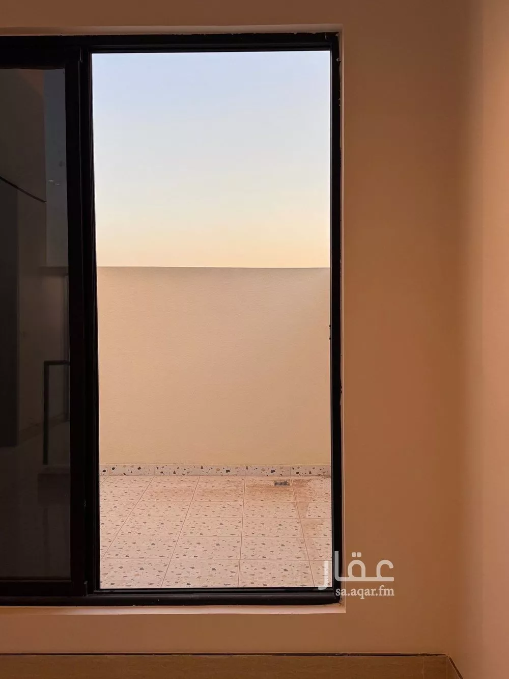 فيلا 6 غرف في المهدية 5