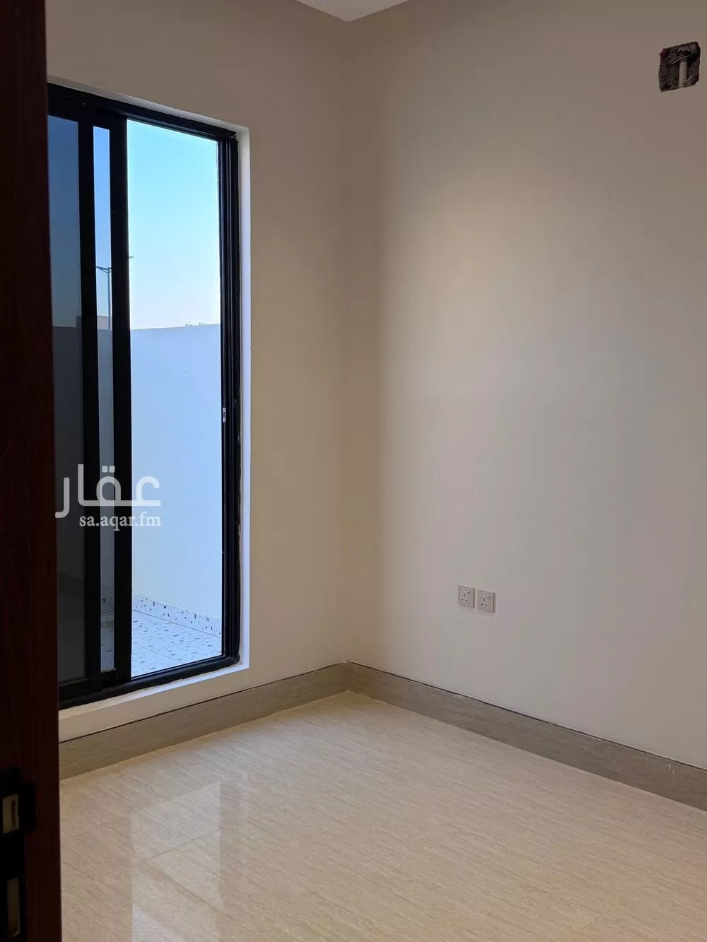 فيلا 6 غرف في المهدية 10