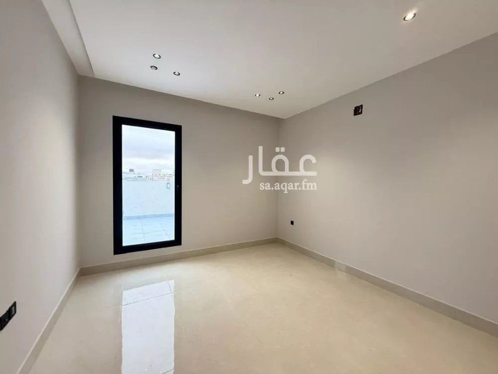 6 bedroom villa in Al Mahdiyyah 18