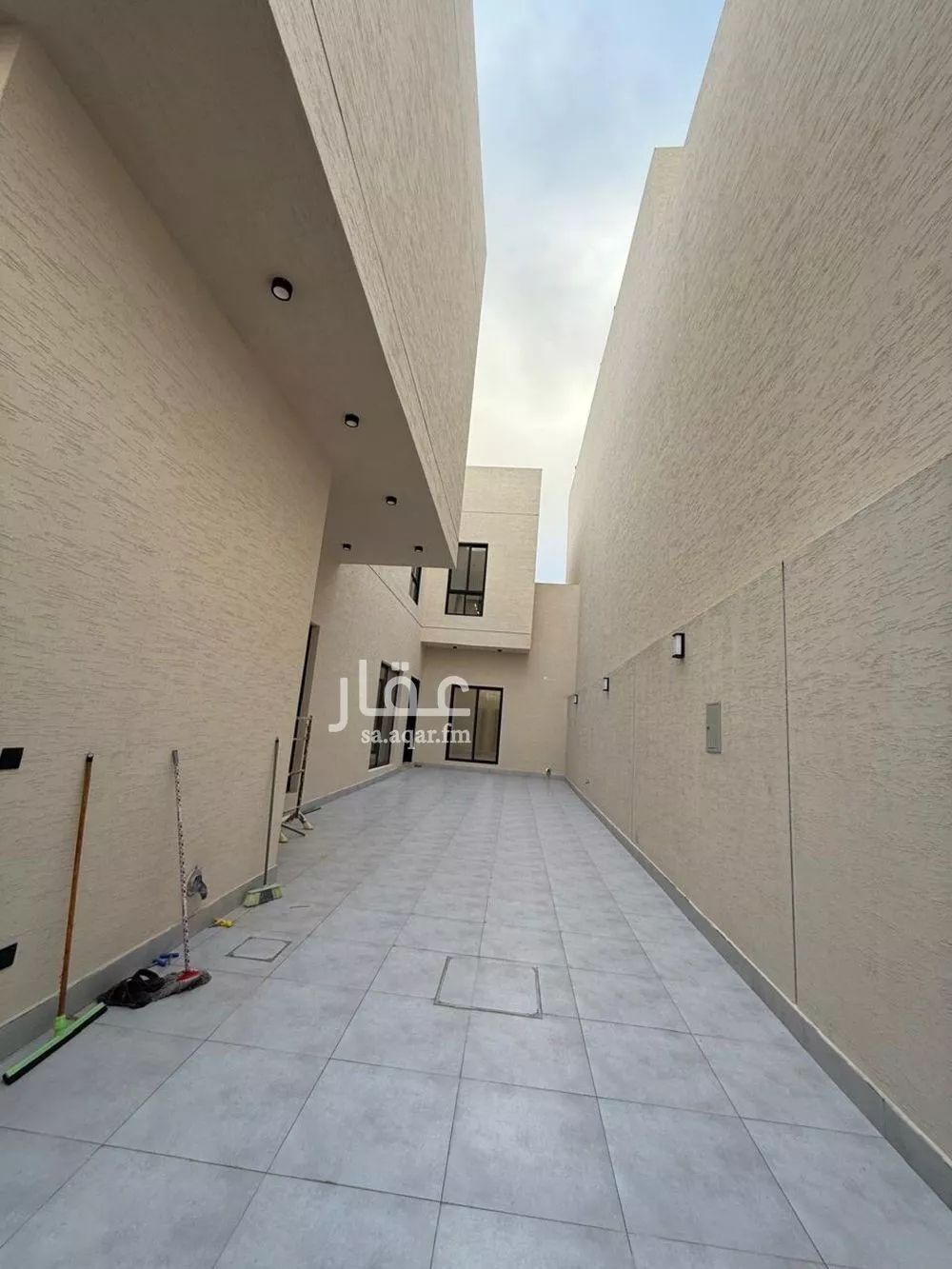 6 bedroom villa in Al Mahdiyyah 3