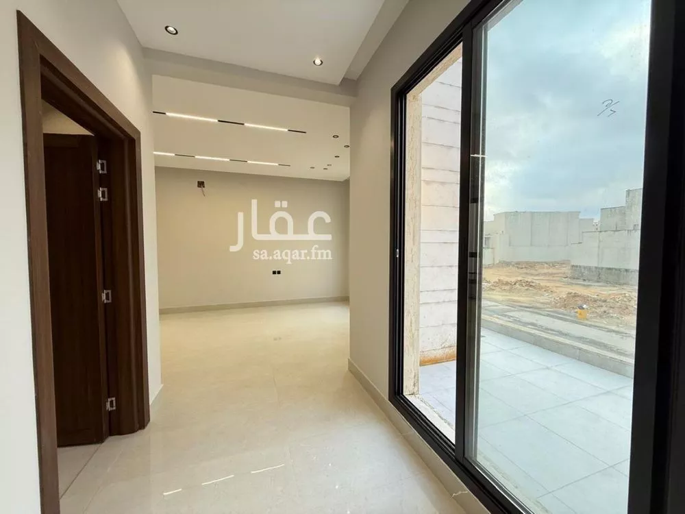 6 bedroom villa in Al Mahdiyyah 23