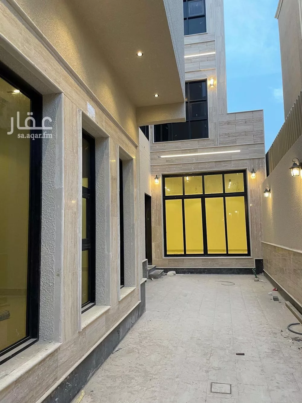5 bedroom villa in Dhahrat Laban 12