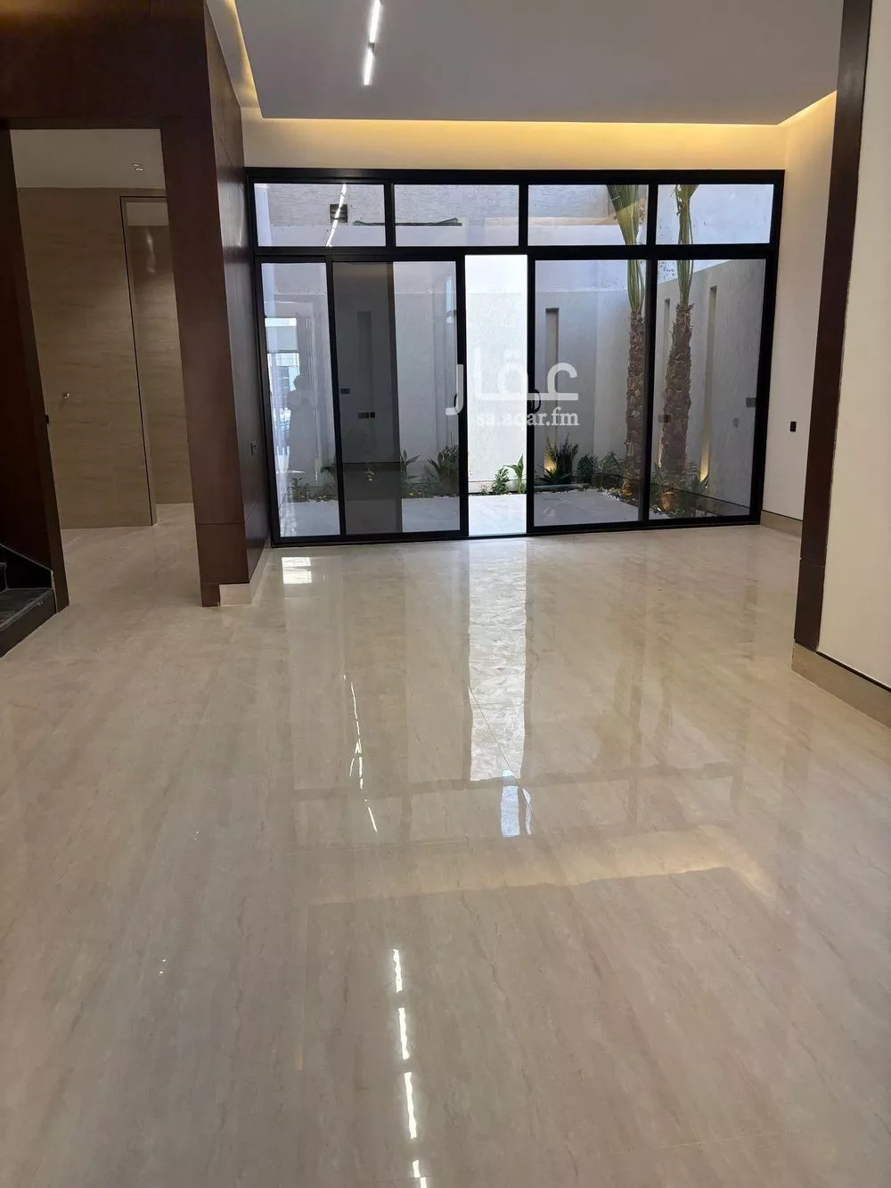 4 bedroom villa in Al Mahdiyyah 3