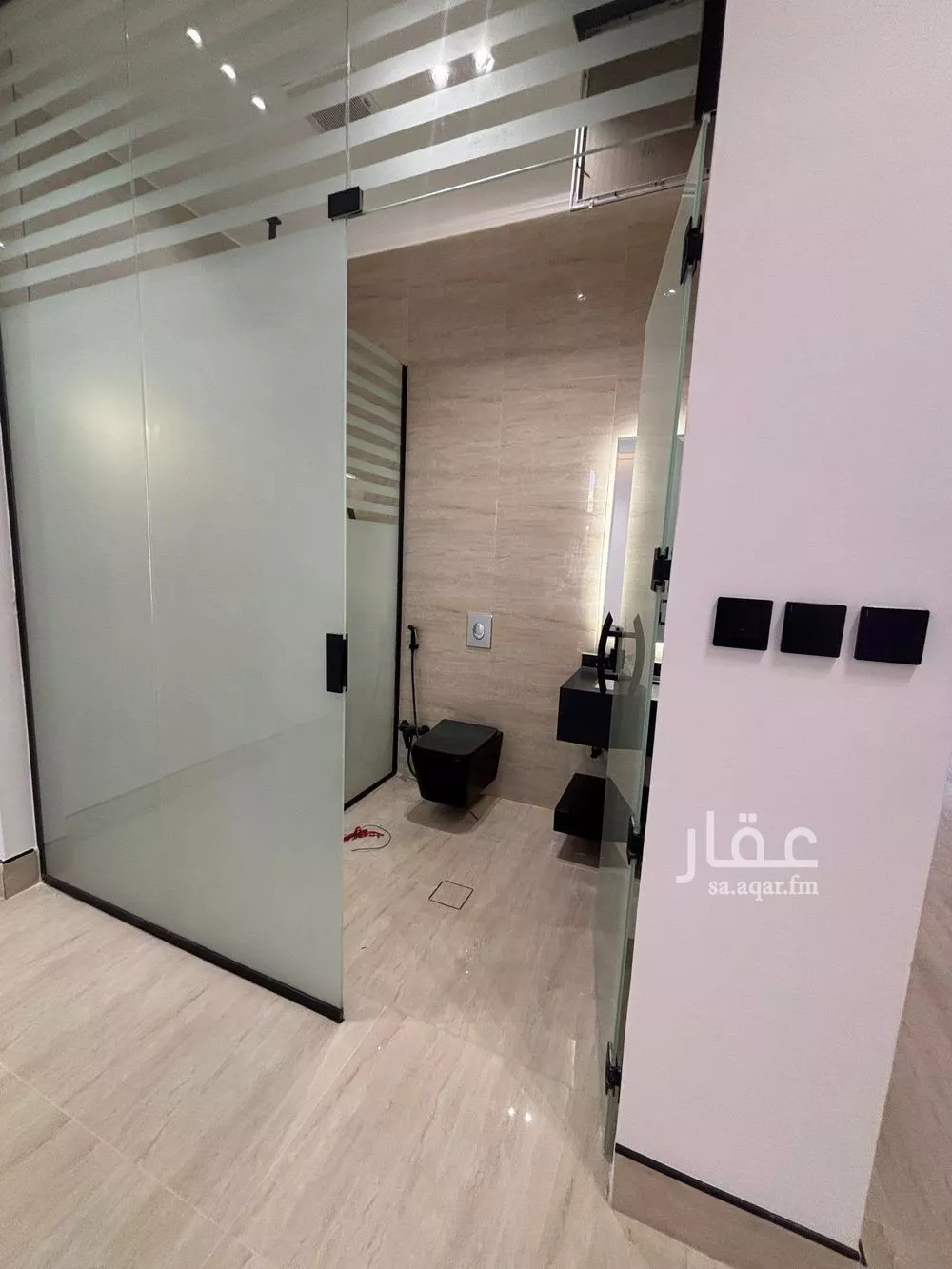4 bedroom villa in Al Mahdiyyah 29