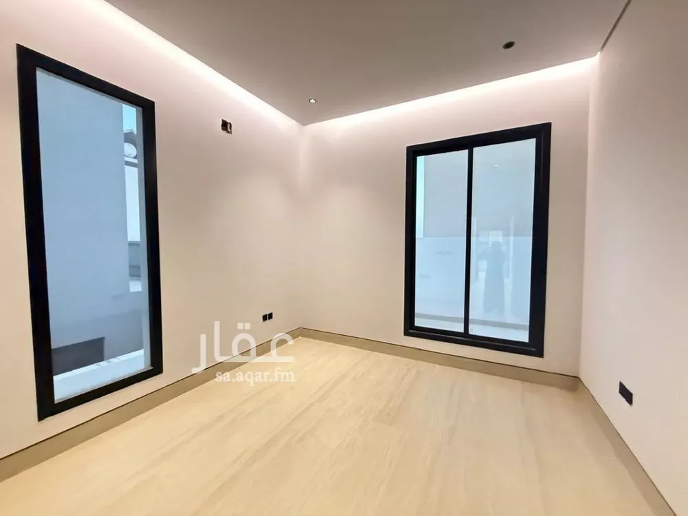 5 bedroom villa in Al Mahdiyyah 12