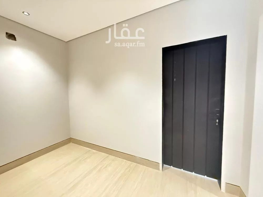 5 bedroom villa in Al Mahdiyyah 7
