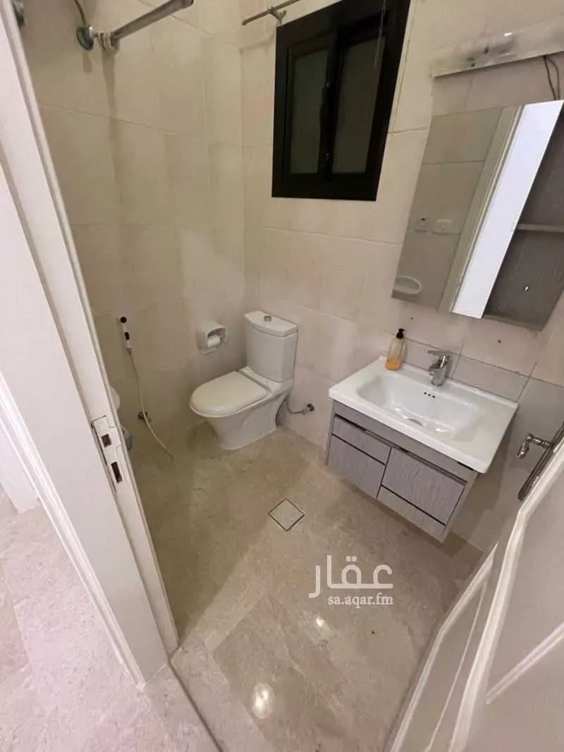 4 bedroom apartment in Mishrifah, Jeddah 4