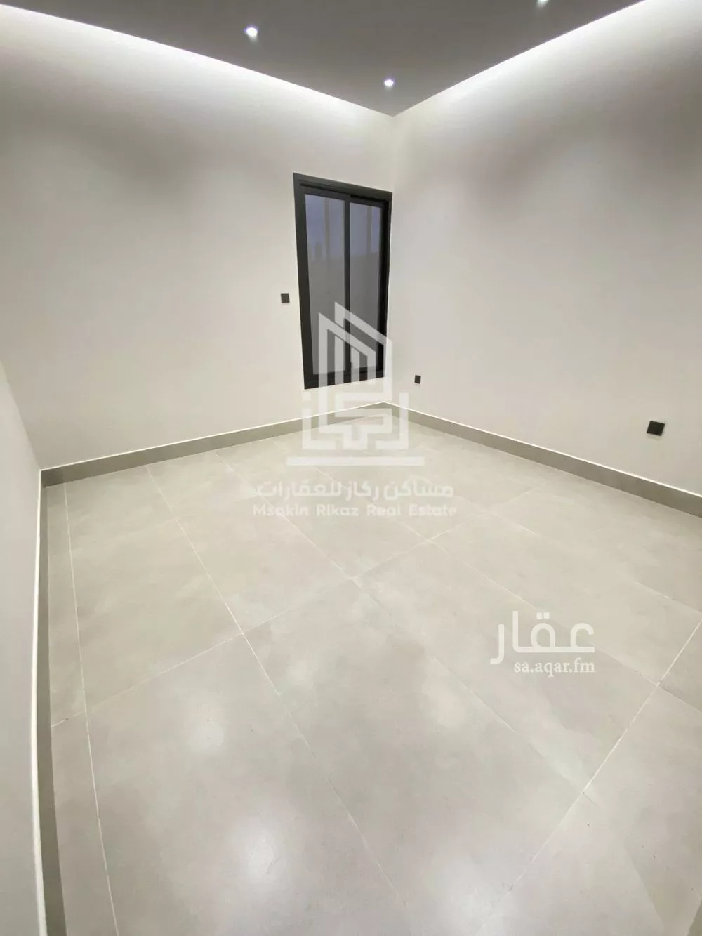 فيلا 8 غرف في الروابي 32