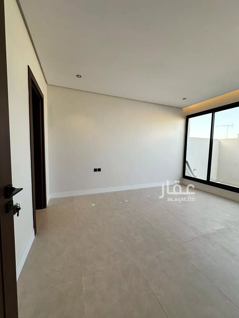 4 bedroom villa in As Suwaidi 11