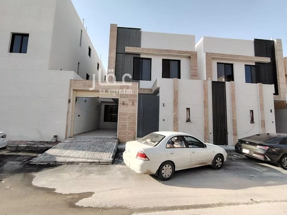6 bedroom villa in Al Uraija Al Gharbiyah 16