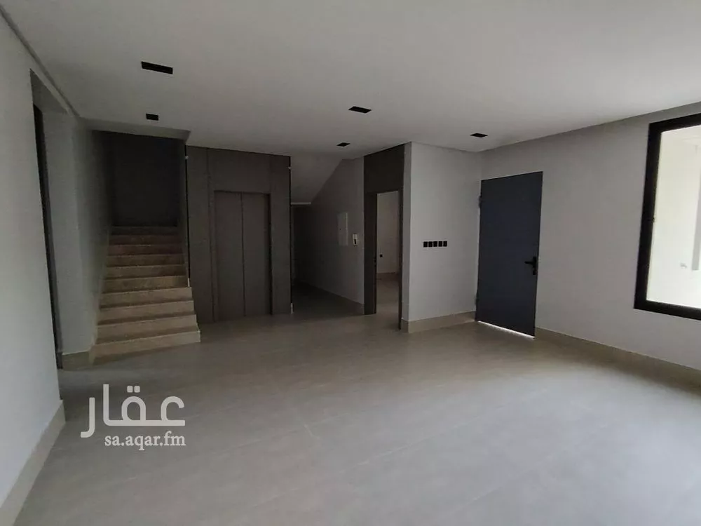 6 bedroom villa in Al Uraija Al Gharbiyah 9