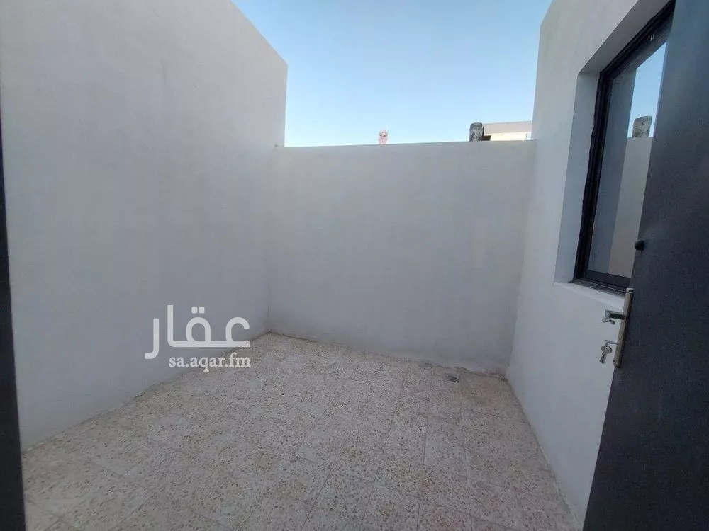 فيلا 6 غرف في طويق 14