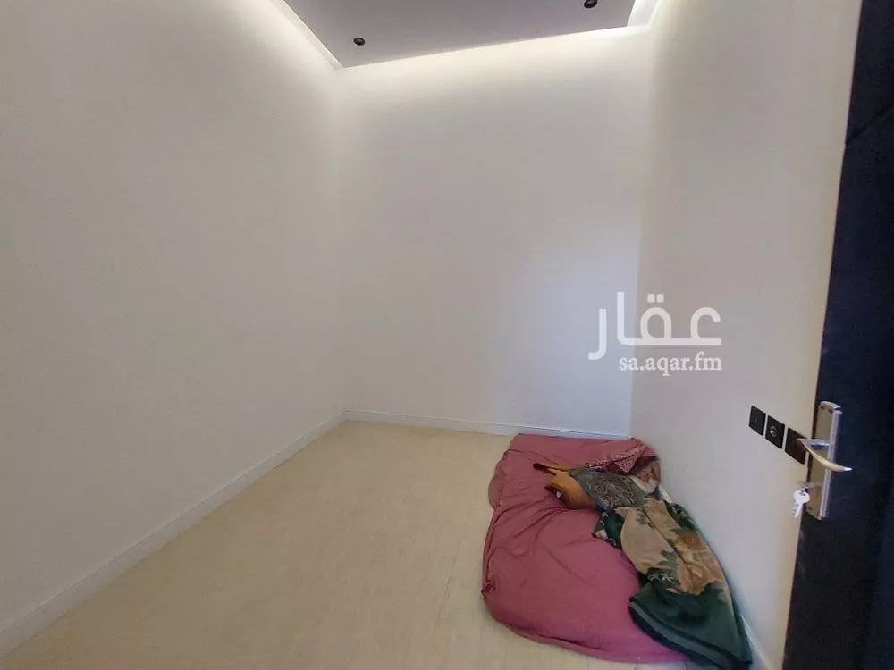 فيلا 6 غرف في طويق 4