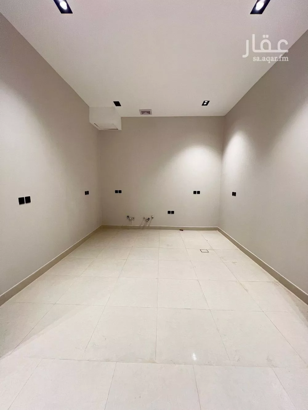 4 bedroom villa in Al Yarmouk, Riyadh 8