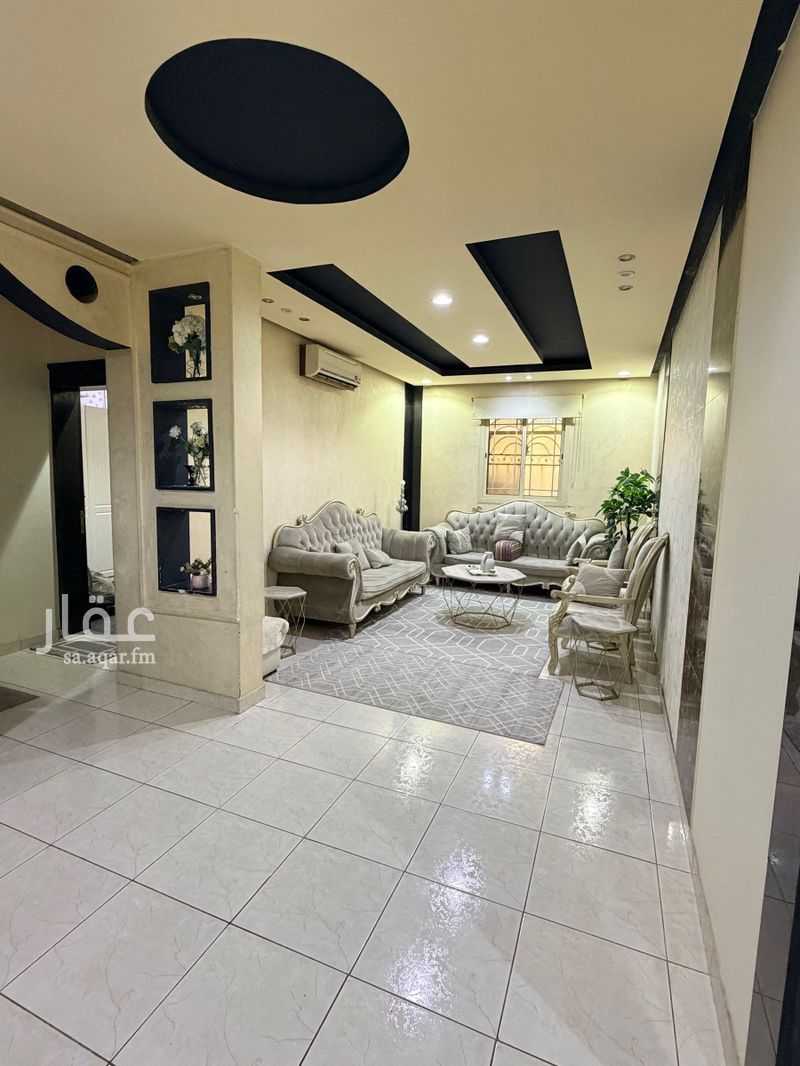 4 bedroom apartment in Ishbiliyah, Riyadh 6
