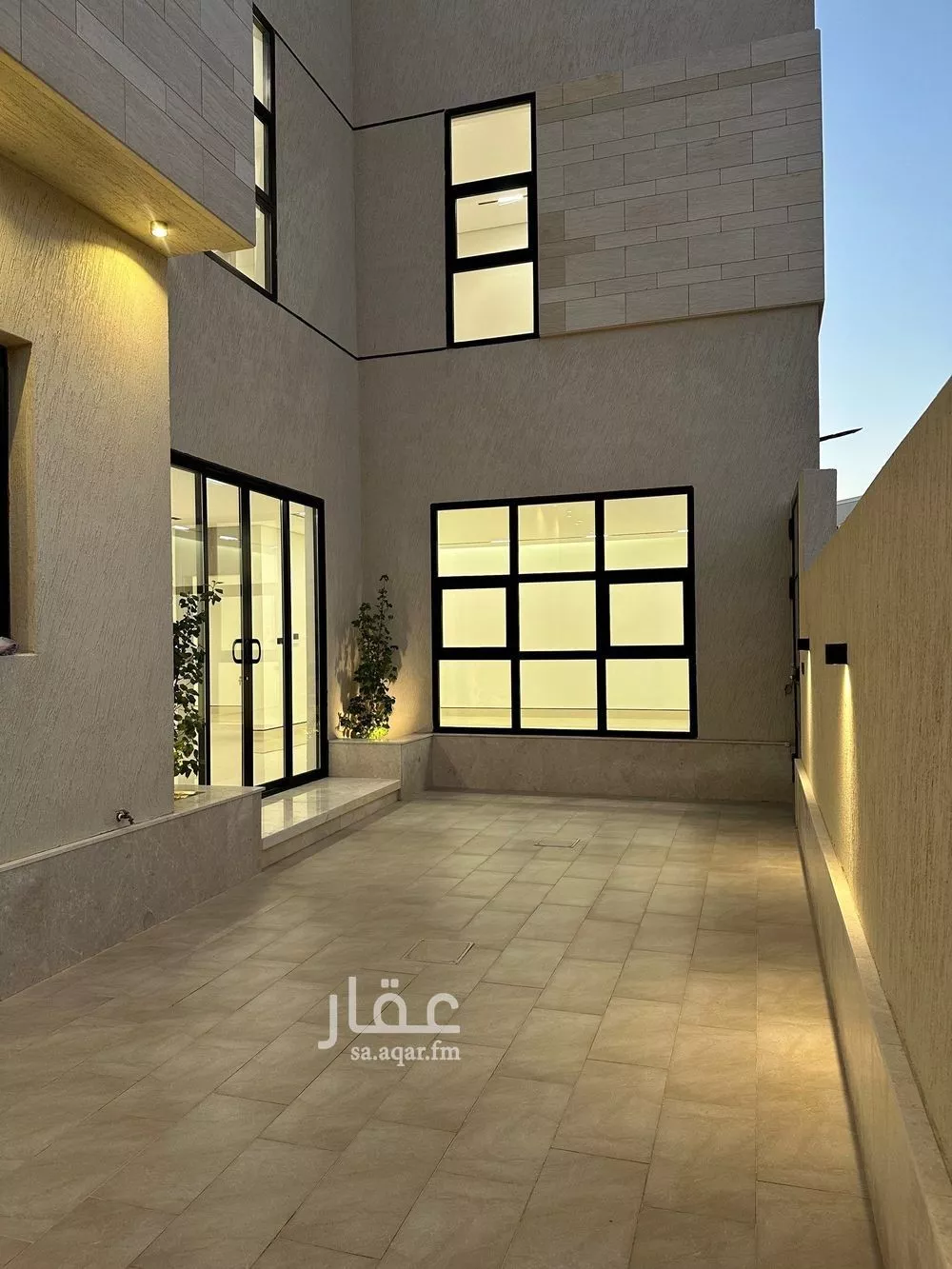 6 bedroom villa in Al Mahdiyyah 2