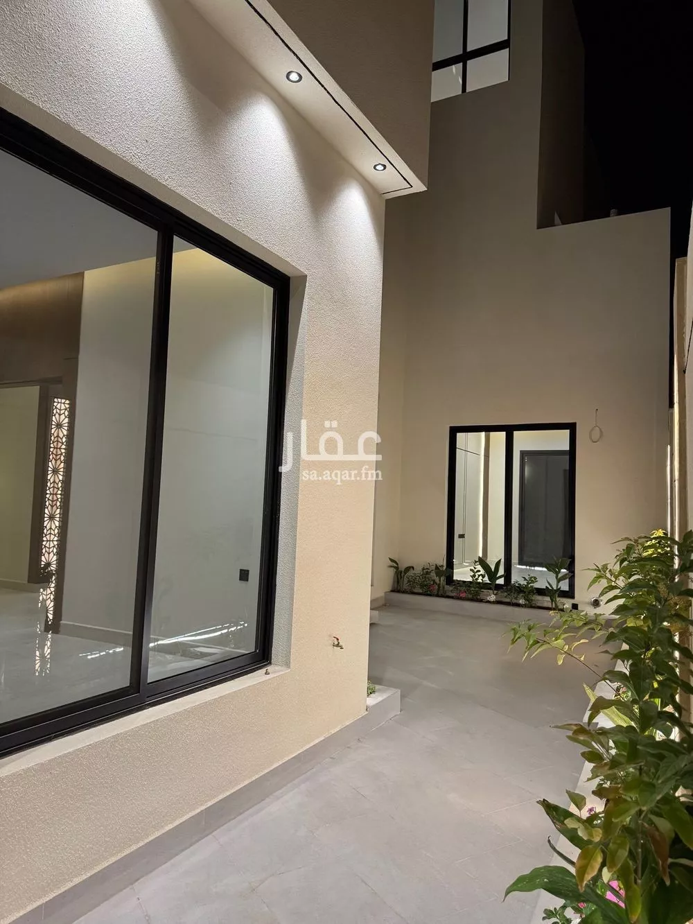 6 bedroom villa in Al Mahdiyyah 2