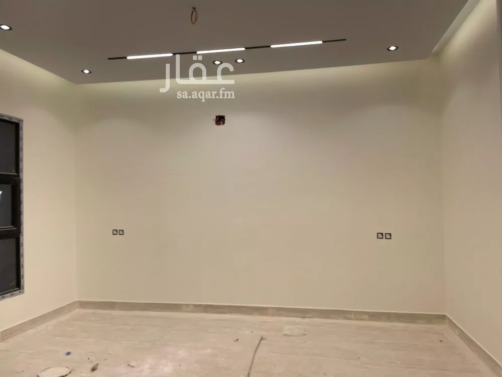 5 bedroom villa in Dhahrat Laban 16