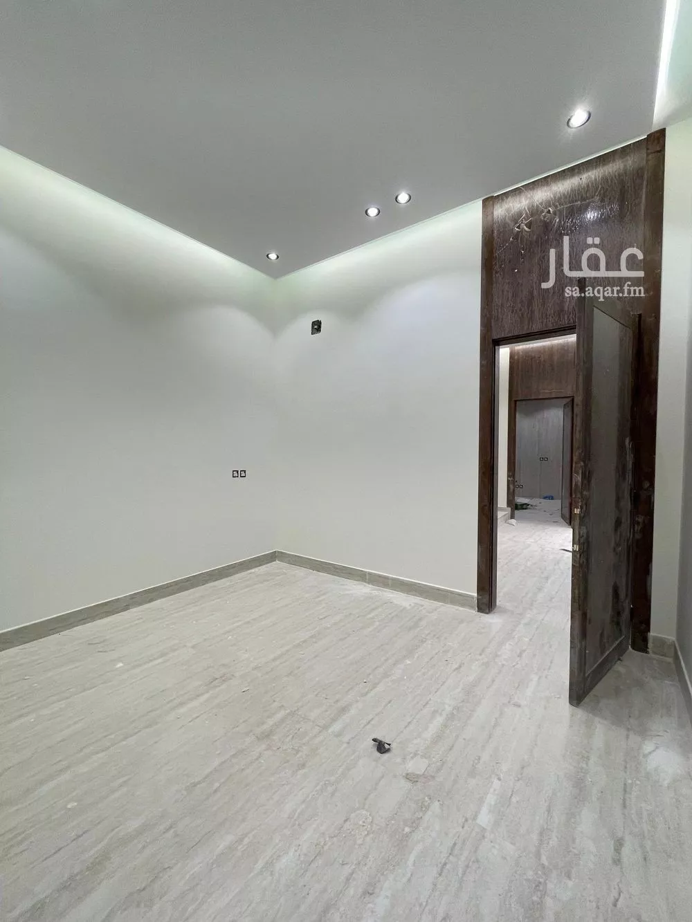 5 bedroom villa in Dhahrat Laban 23