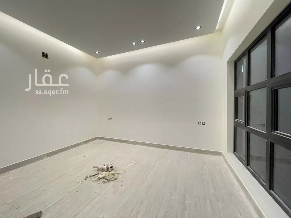 5 bedroom villa in Dhahrat Laban 26