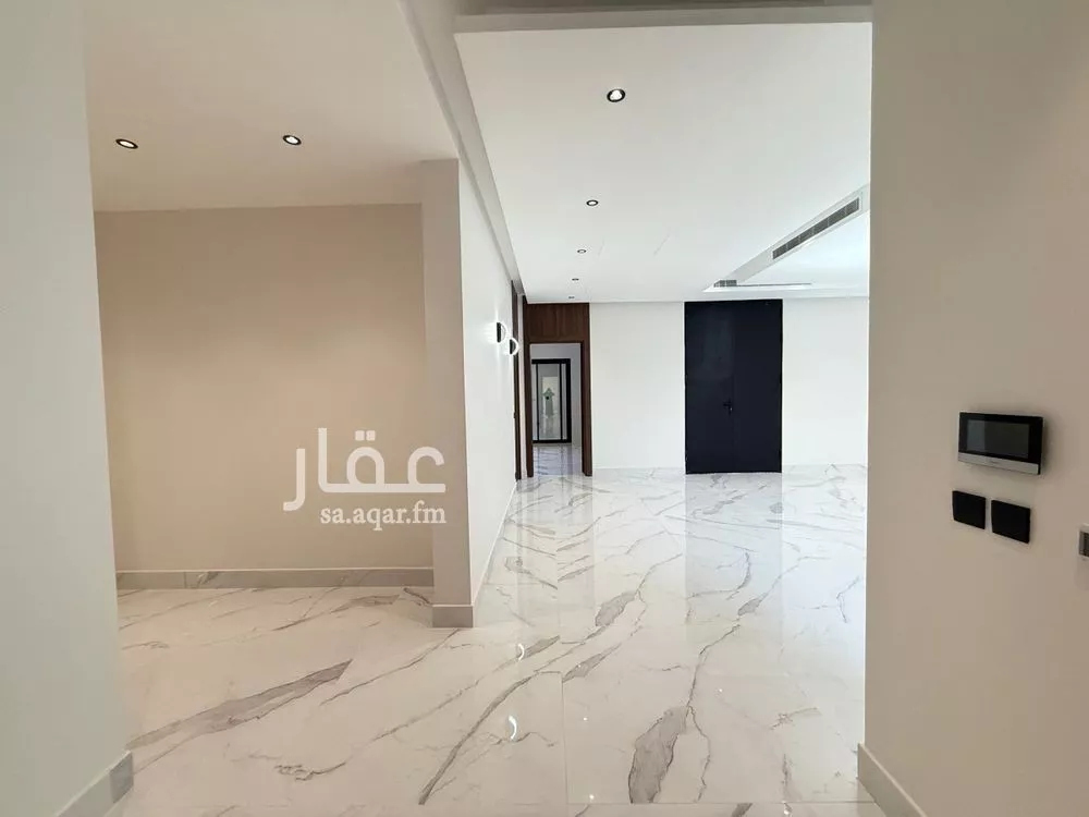 6 bedroom villa in Al Mahdiyyah 12