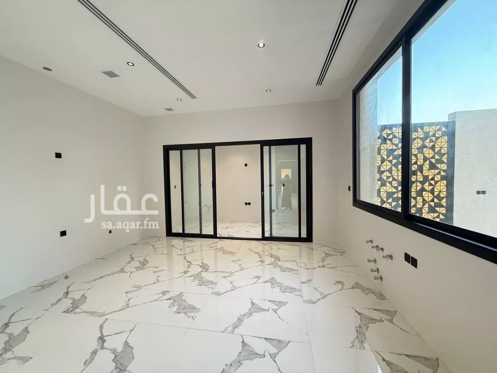 6 bedroom villa in Al Mahdiyyah 15