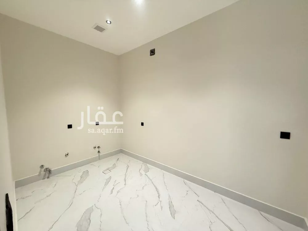6 bedroom villa in Al Mahdiyyah 16