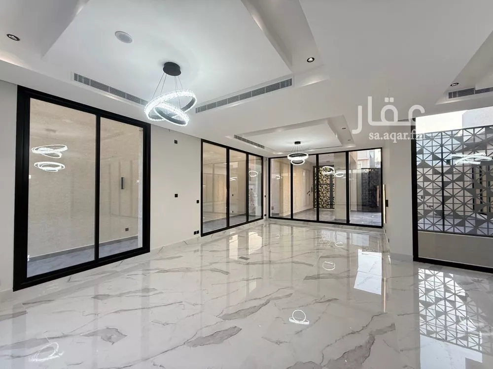 6 bedroom villa in Al Mahdiyyah 7