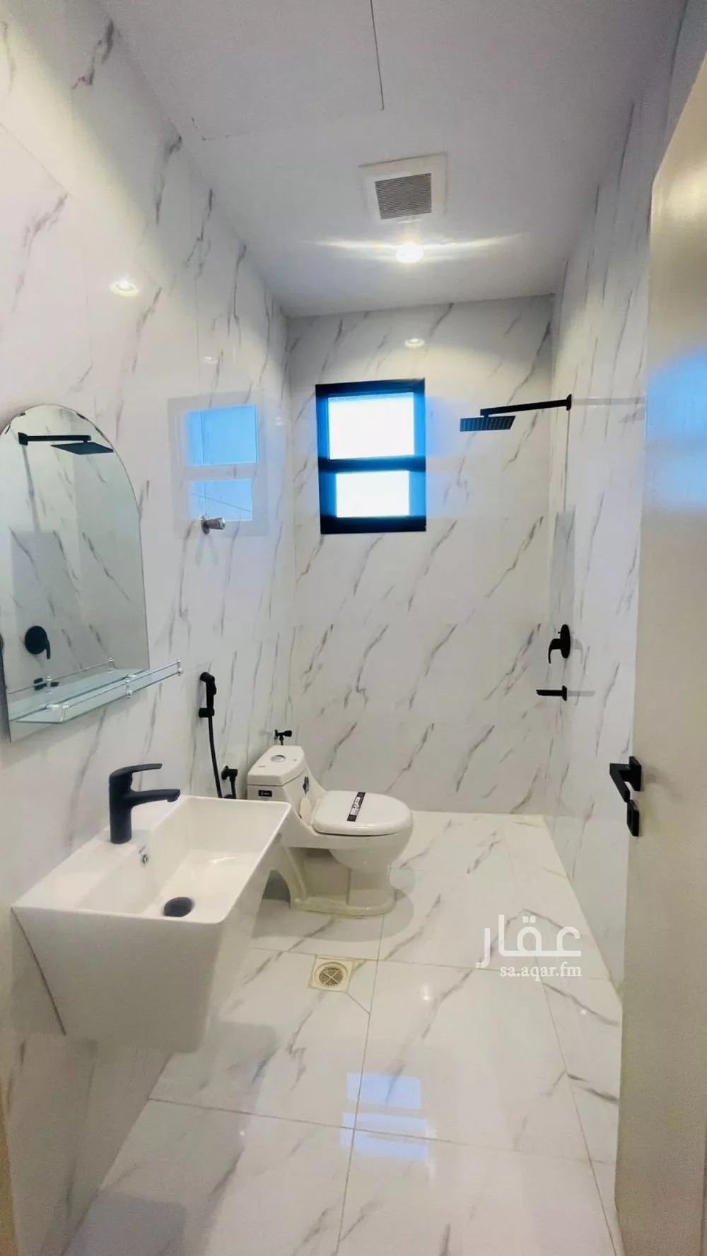 6 bedroom villa in Dhahrat Laban 11