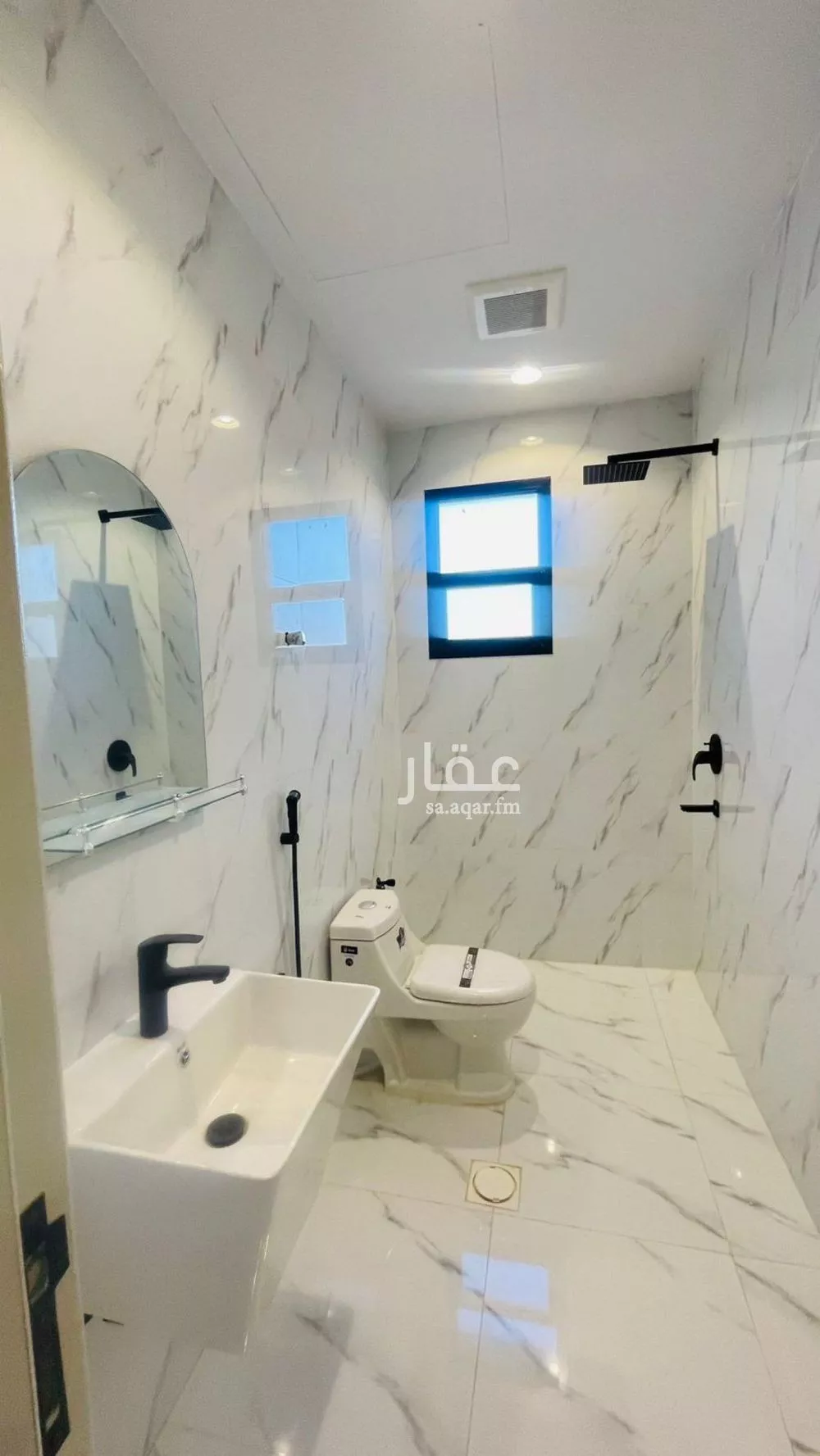 6 bedroom villa in Dhahrat Laban 19