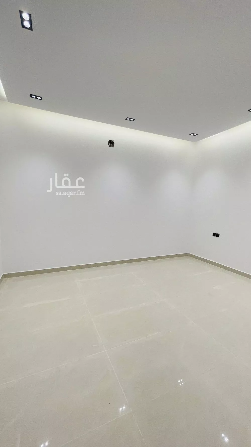 فيلا 5 غرف في طويق 17