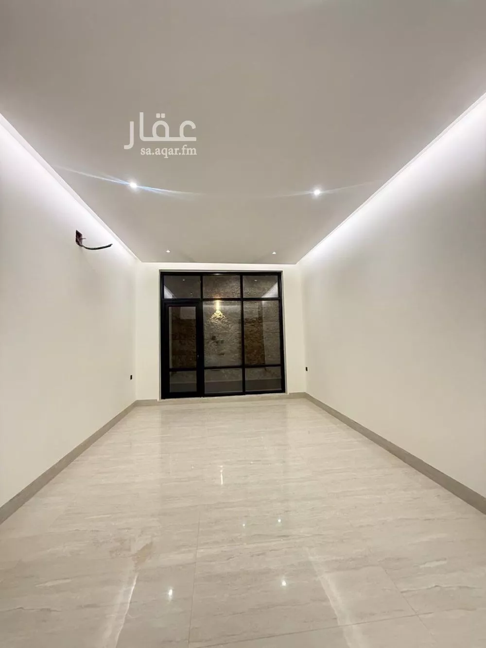 6 bedroom villa in Al Mahdiyyah 9