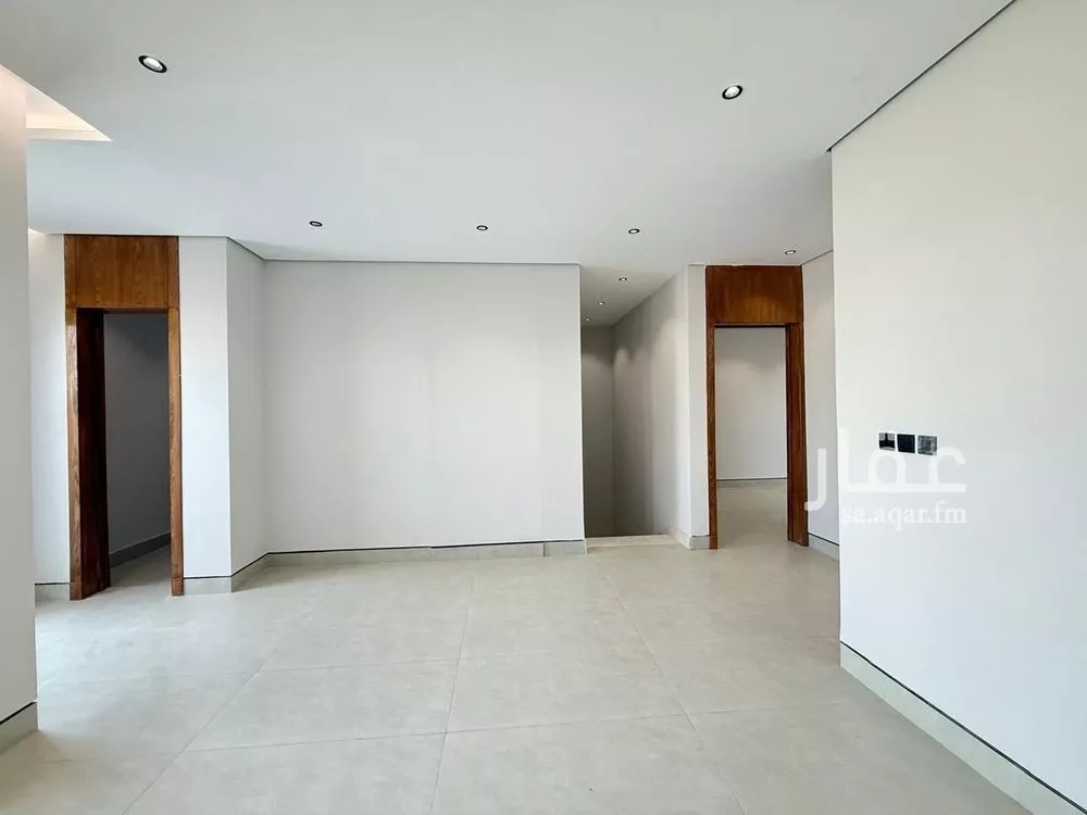 5 bedroom villa in Al Mahdiyyah 20