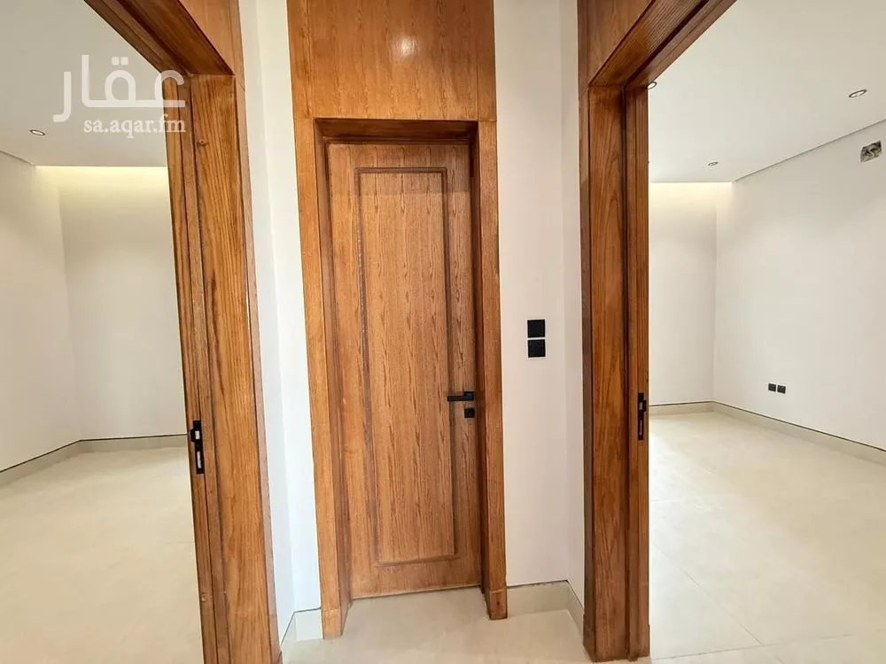 5 bedroom villa in Al Mahdiyyah 8