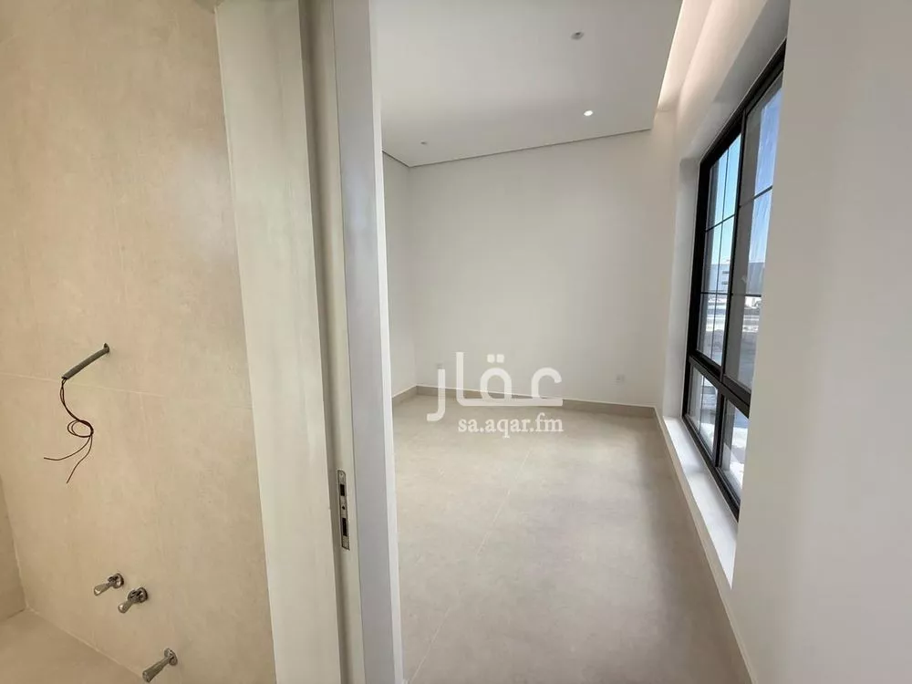6 bedroom villa in Al Mahdiyyah 5