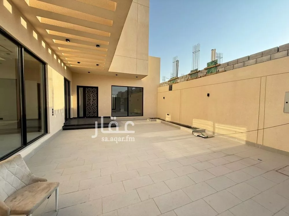 5 bedroom villa in Al Mahdiyyah 13