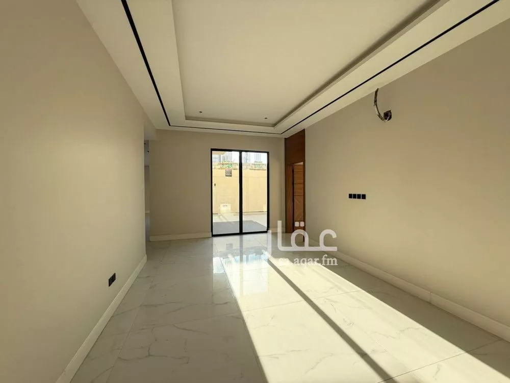 5 bedroom villa in Al Mahdiyyah 14