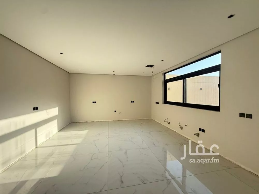 5 bedroom villa in Al Mahdiyyah 9
