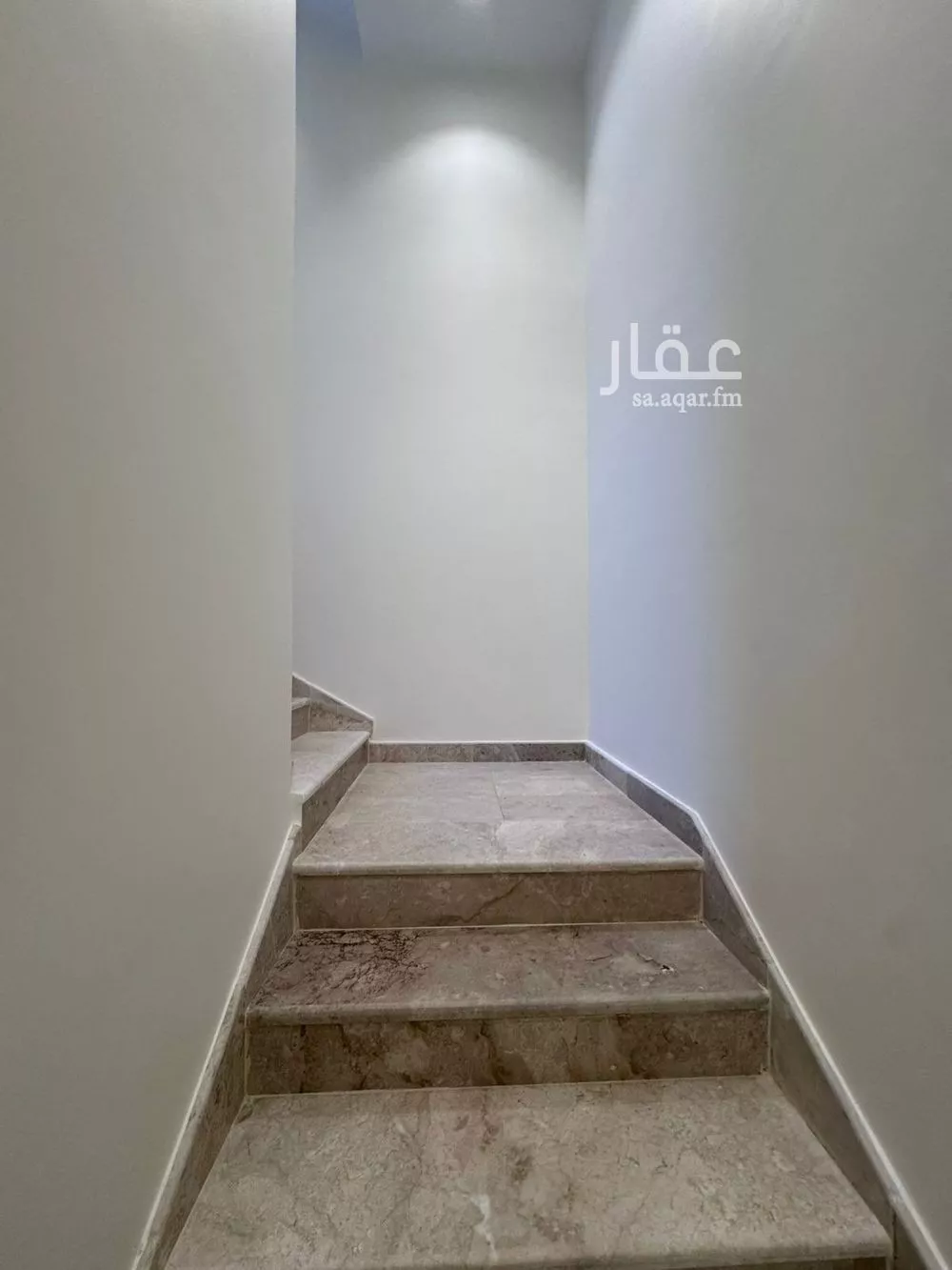 فيلا 5 غرف في المهدية 15