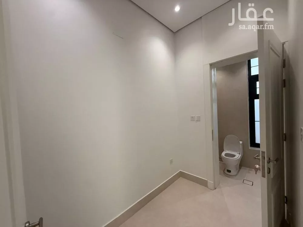 6 bedroom villa in Al Mahdiyyah 20