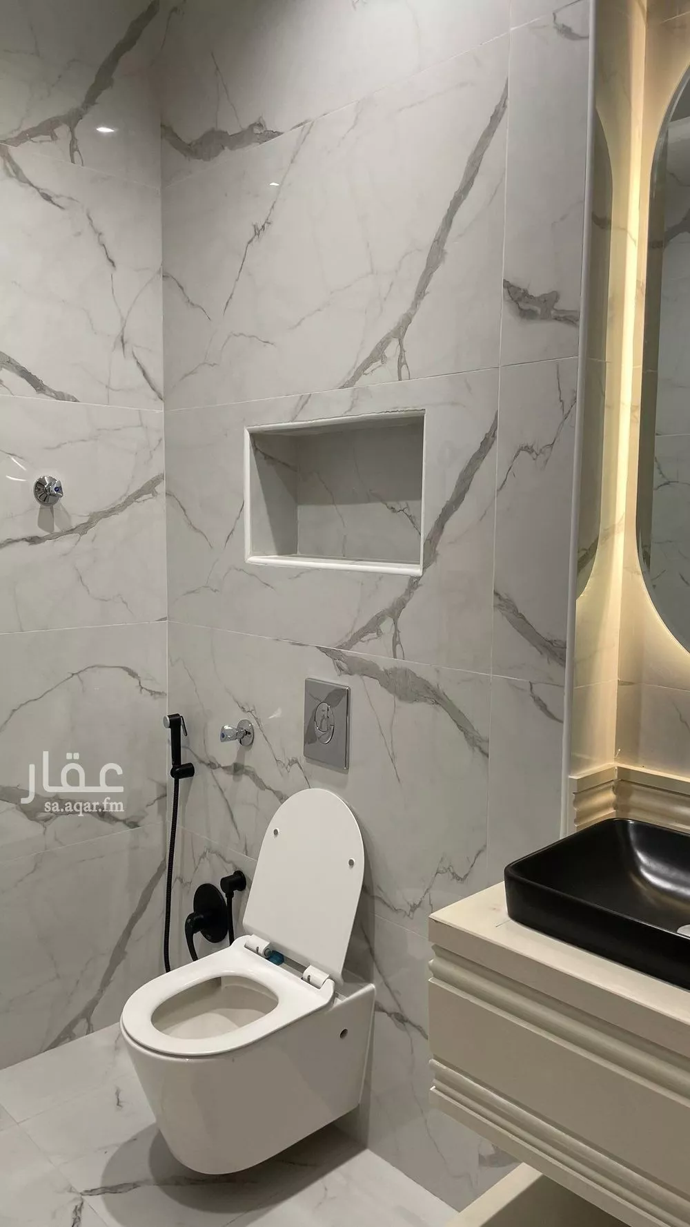 5 bedroom villa in Al Mahdiyyah 16