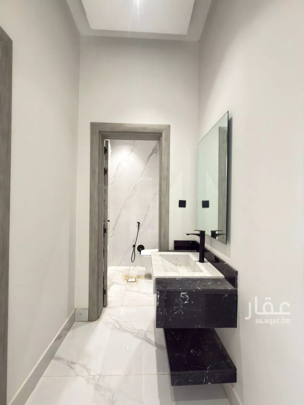 5 bedroom villa in Dhahrat Namar 12