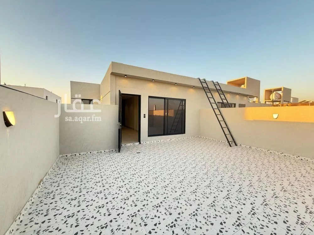 5 bedroom villa in Al Mahdiyyah 20