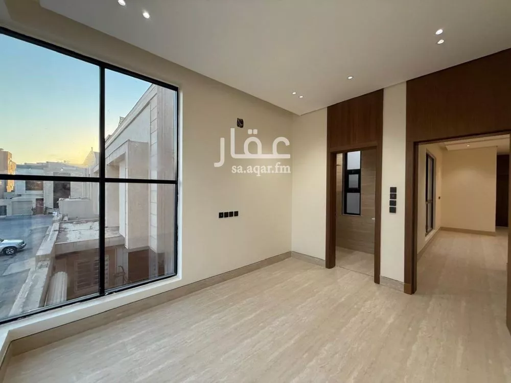 5 bedroom villa in Al Mahdiyyah 10